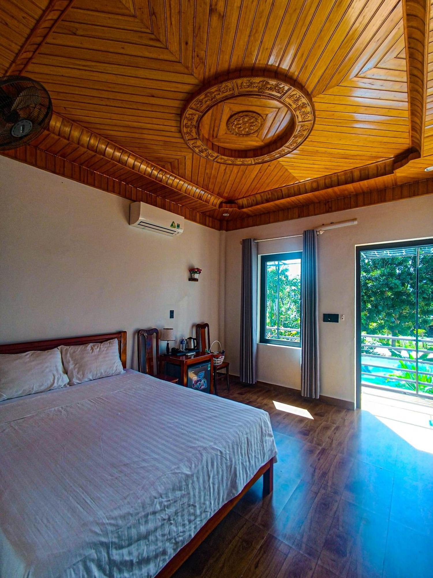 Yolo Pool Bar Villas & Garden Restaurant Phong Nha Eksteriør bilde