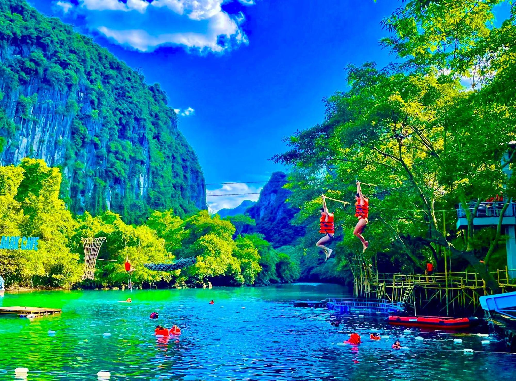 Yolo Pool Bar Villas & Garden Restaurant Phong Nha Eksteriør bilde