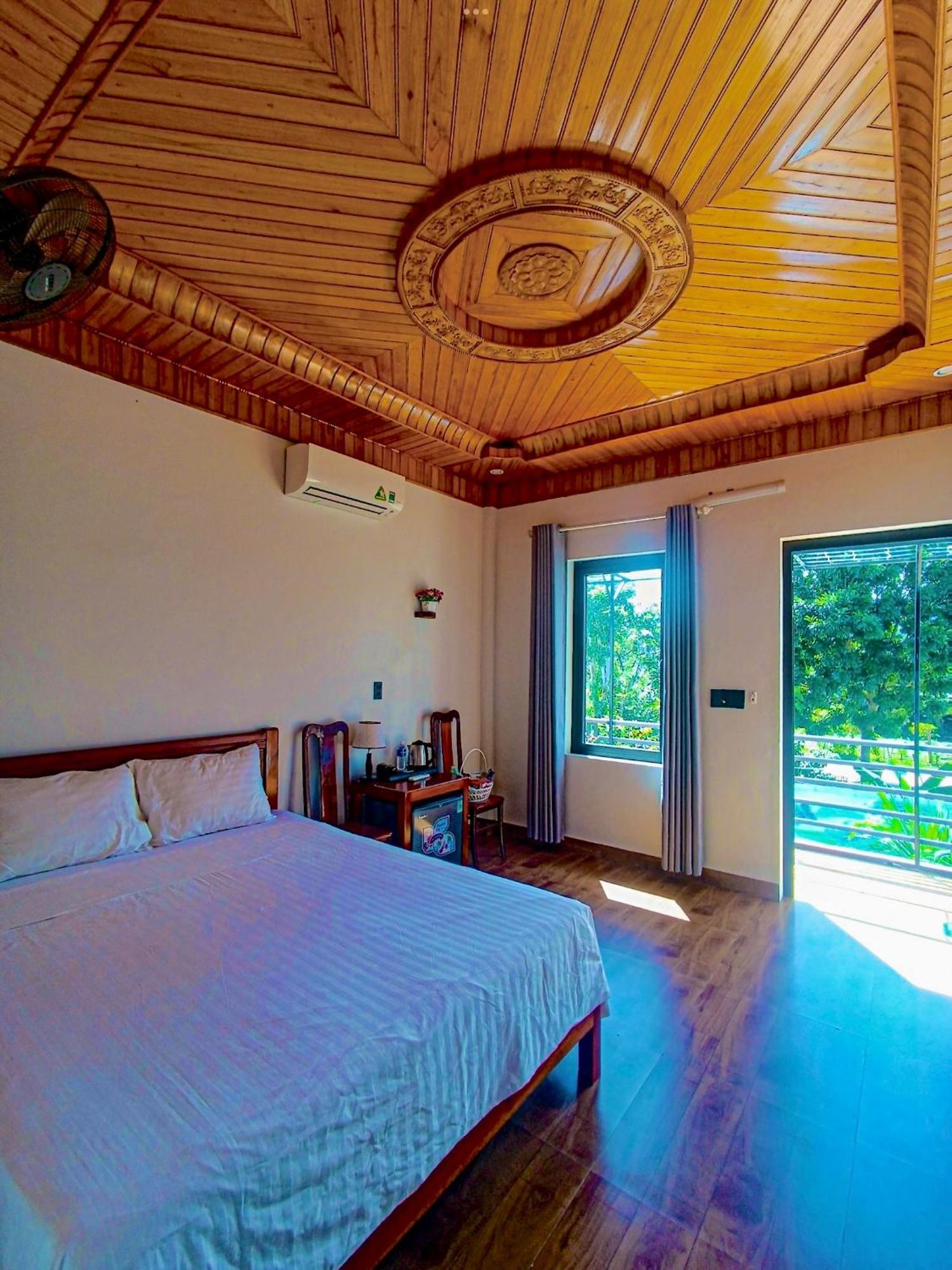 Yolo Pool Bar Villas & Garden Restaurant Phong Nha Eksteriør bilde