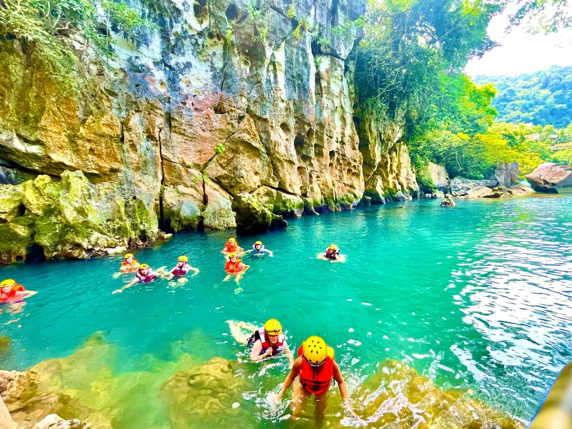 Yolo Pool Bar Villas & Garden Restaurant Phong Nha Eksteriør bilde